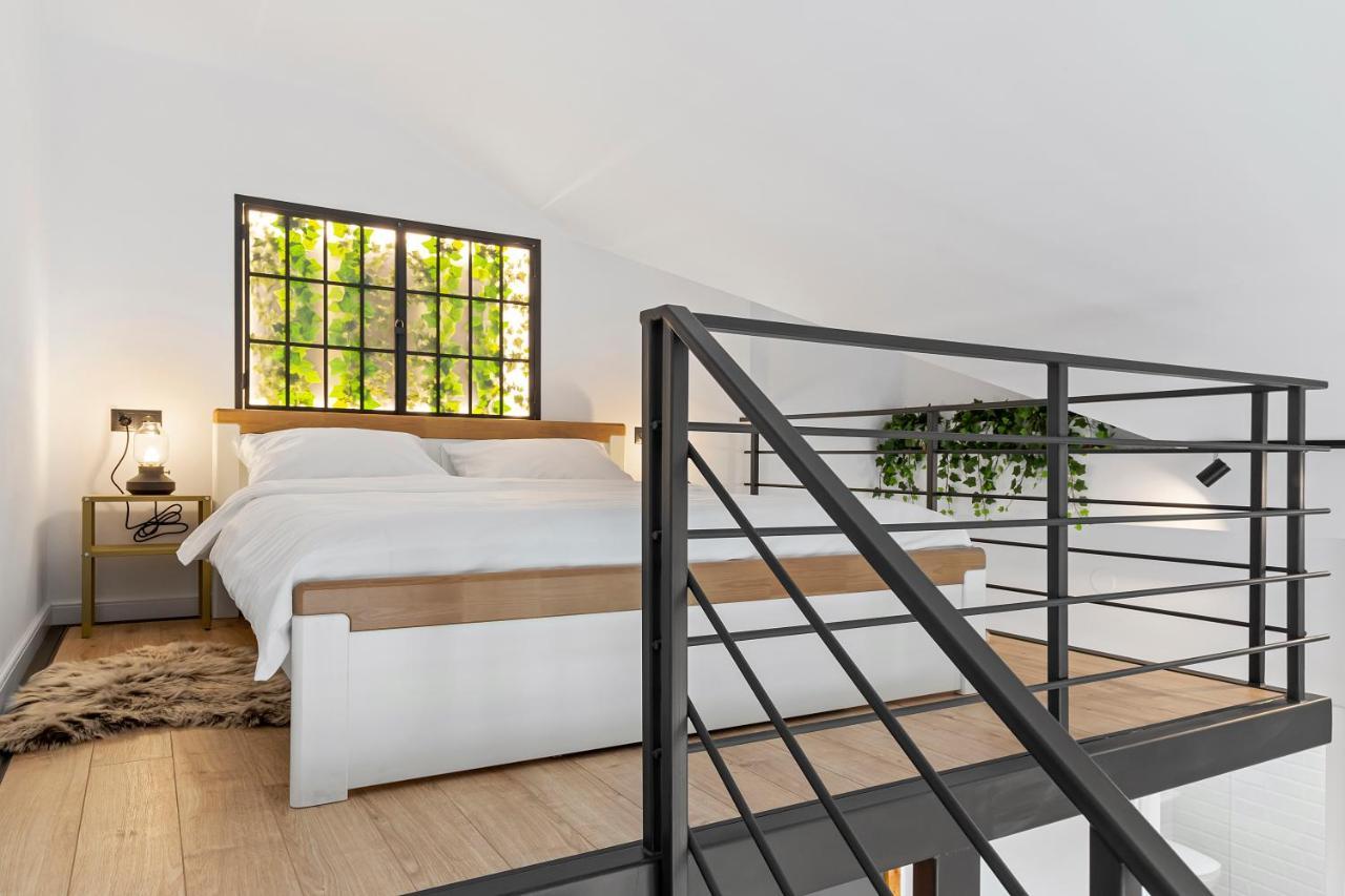 6Rooms 锡比乌 外观 照片