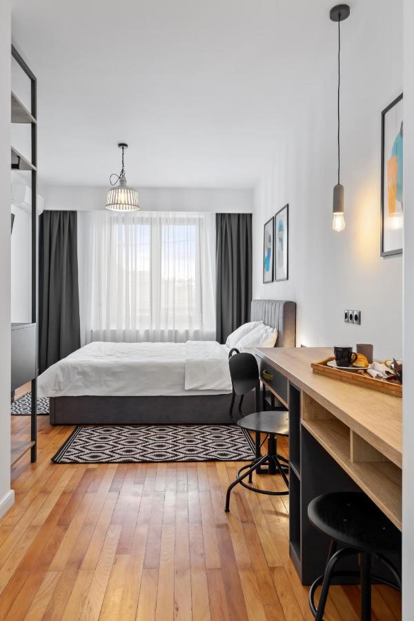 6Rooms 锡比乌 外观 照片