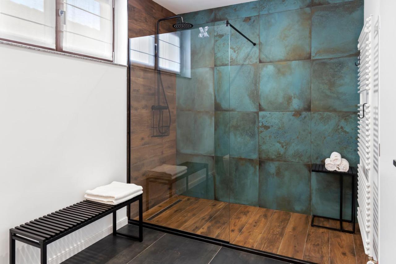 6Rooms 锡比乌 外观 照片